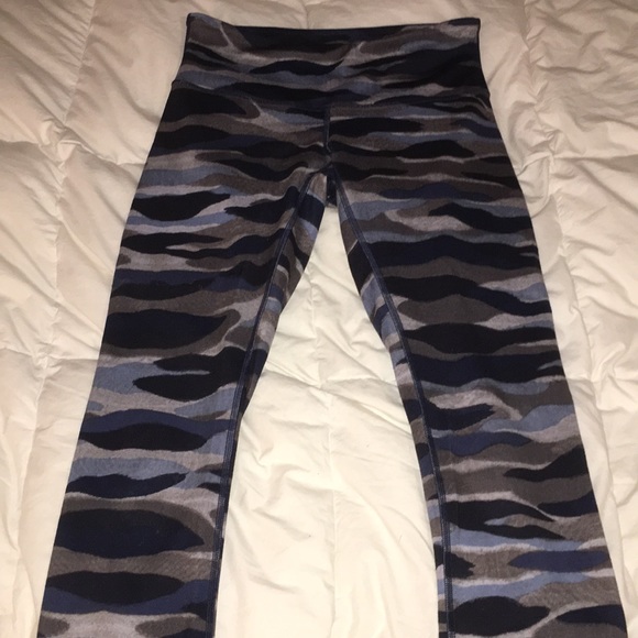 lululemon athletica Pants - lululemon blue camo leggings